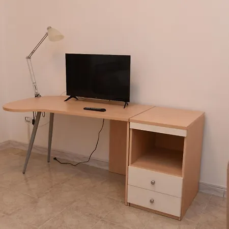 Rubino Nyaraló Taranto